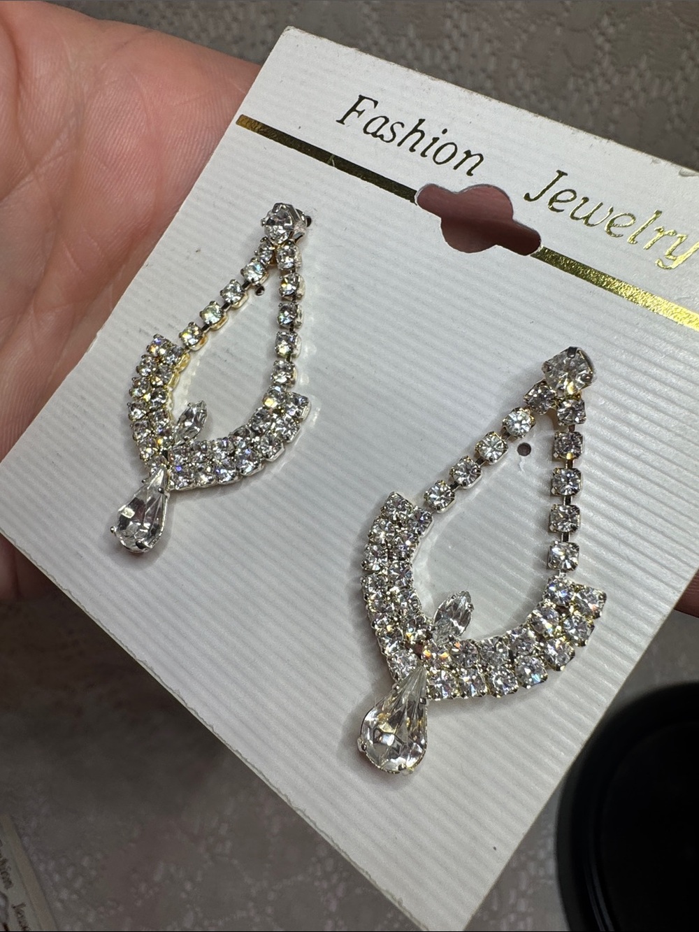 Fashion Rhinestone Jewelry Clear Crystal Teardrop Cluster Earrings Set Pair NEW - Picture 5 of 11